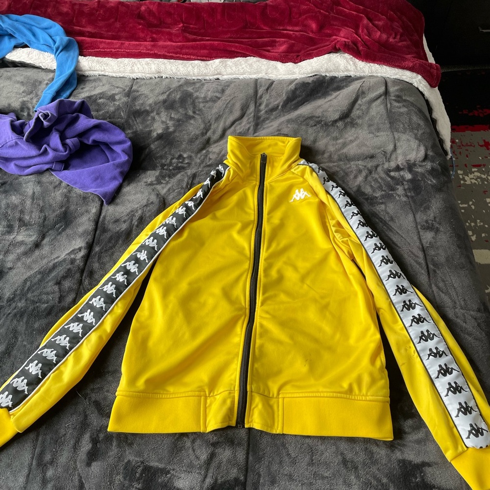 Size small kappa zip up